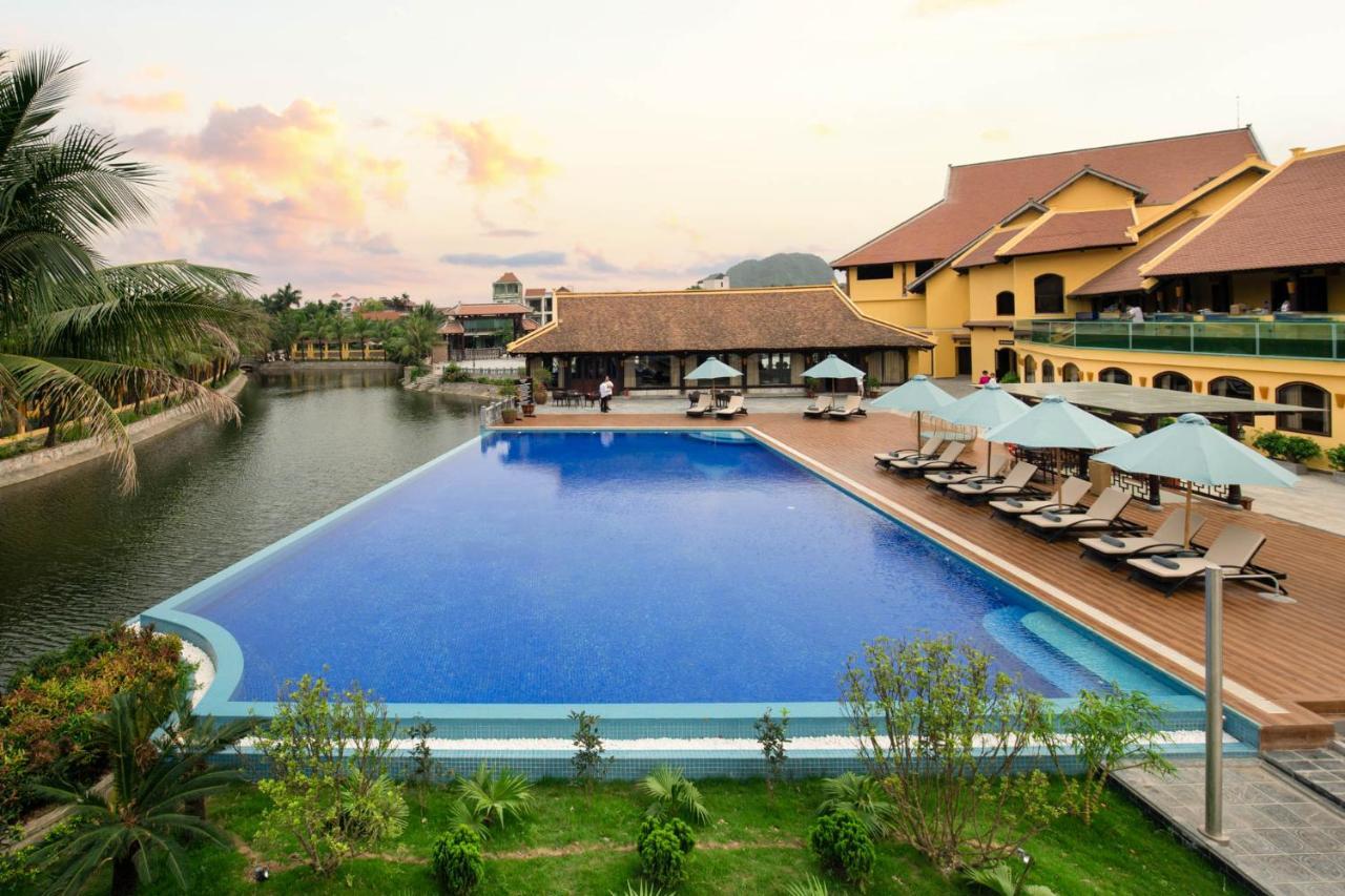 Emeralda Resort Tam Coc ニンビン エクステリア 写真